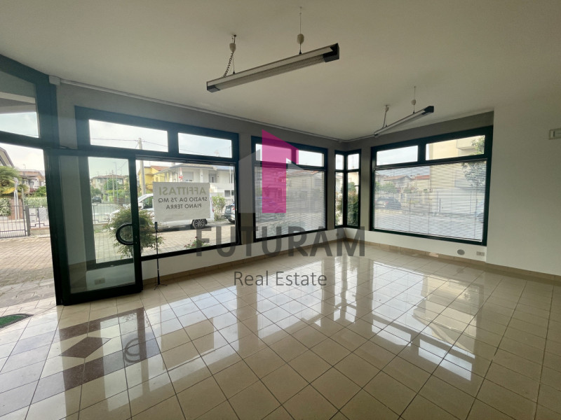 RIF:  34.1NICO-FUTURAM -  ALBIGNASEGO (PD)  -  PER INFO 0444/310220

Propongo in affitto un negoz...