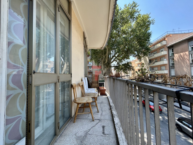 PADOVA - Appartamento ad un passo da via Altinate!

Su posizione strategica per comodità a: zona ...