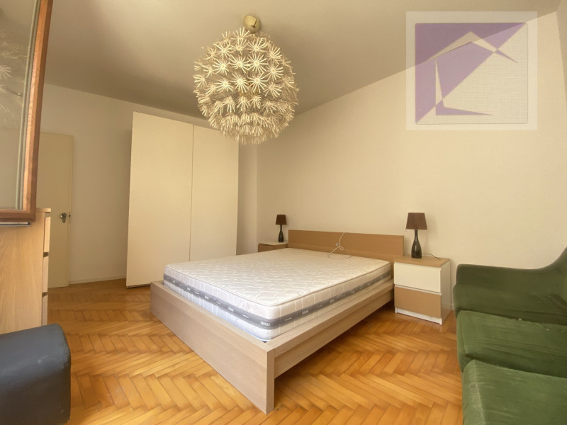 Camposampiero – In pieno centro paese, situato al secondo e ultimo piano di una palazzina di sole...