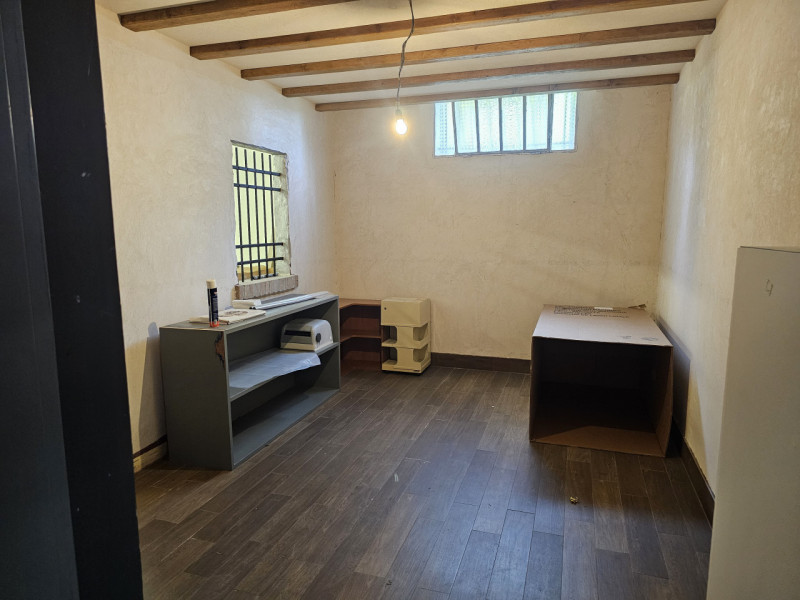 Sei alla ricerca di un'opportunità unica nel cuore dei Colli Euganei? Questa proprietà, situata i...