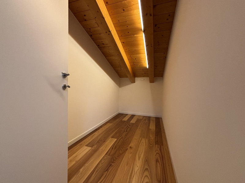 Se stai cercando un appartamento moderno, spazioso e con ottime caratteristiche energetiche, ques...