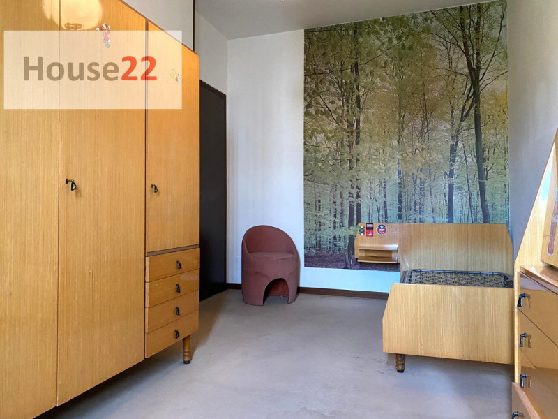 CALDOGNO - VICENZA. Proponiamo una ampia BIFAMILIARE con grande giardino privato.
Al suo interno ...