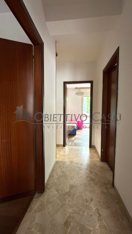 Rif. PD279 - Proponiamo in vendita un ampio appartamento di circa 120 mq al primo piano, situato ...