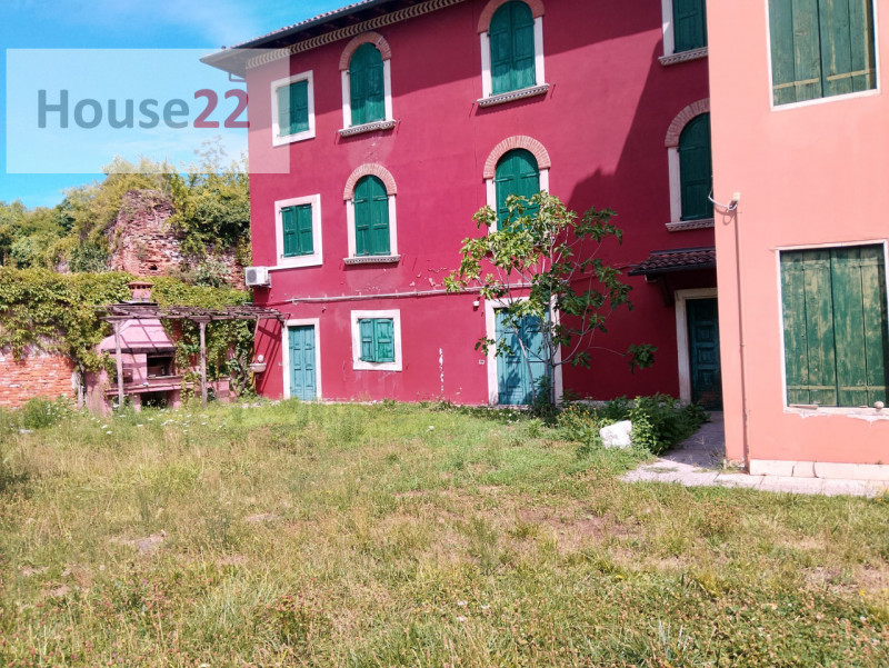 VICENZA CENTRO- VICENZA. Se sogni di creare la casa dei tuoi desideri in una posizione di inestim...