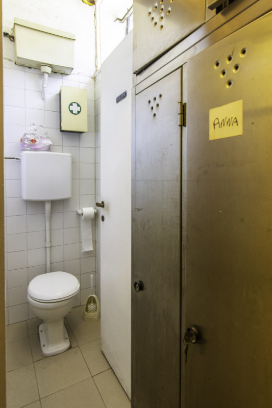 Vi presentiamo un'opportunità unica nel cuore di Padova, uno spazio commerciale in via Facciolati...