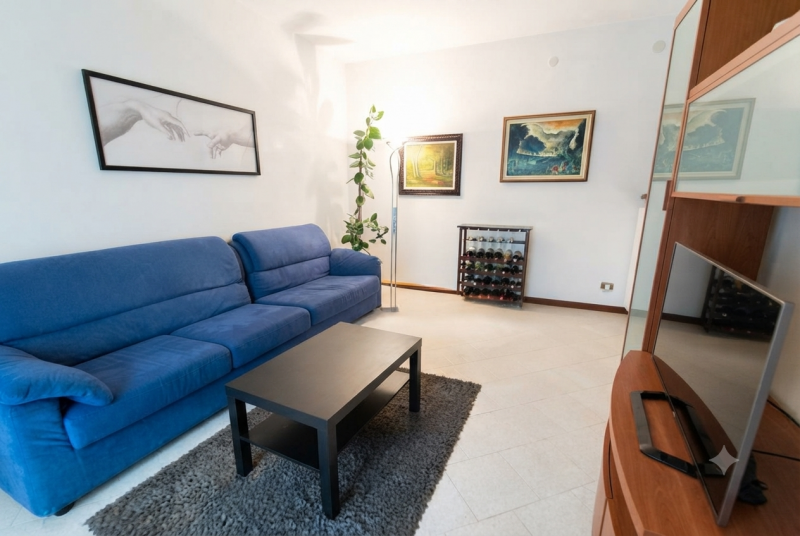 (Per INFO Tel e WhatsApp MATTIAS GIOIA 3494222146) Nel centro di Motta di Livenza si propone in v...