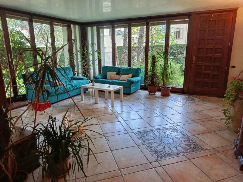 Nelle vicinanze di Prato della Valle affittasi villa arredata da LIBERA DA SETTEMBRE 2025.
la cas...