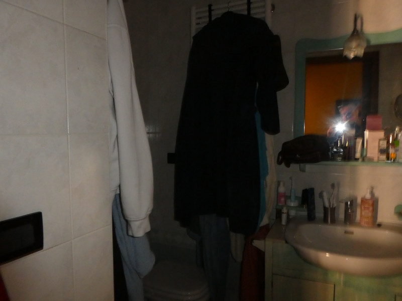 vendesi porzione di casa che si sviluppa su 2 piani , terra e Primo, costruzione del 1998 e poi e...