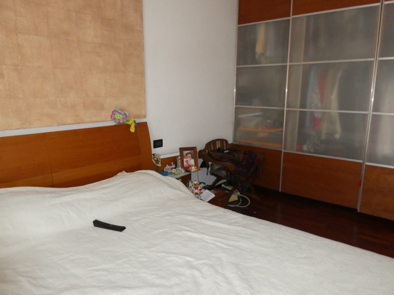 vendesi porzione di casa che si sviluppa su 2 piani , terra e Primo, costruzione del 1998 e poi e...