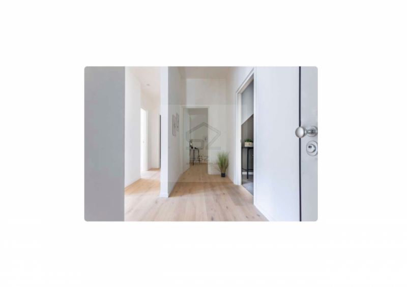 PADOVA - PONTI ROMANI 

Immagina di svegliarti nel cuore del centro storico, circondato dal fasci...