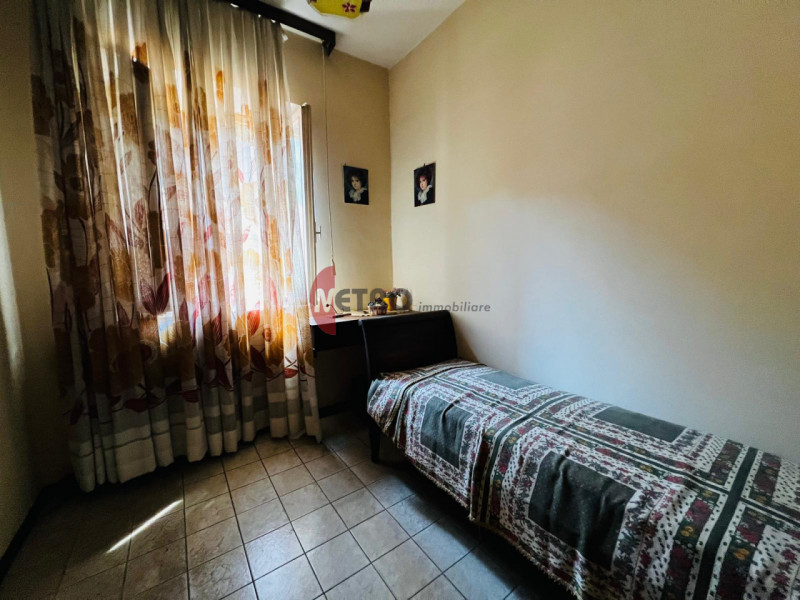 Casa plurifamiliare in vendita in via Giara, Recoaro Terme
Posizione
L’immobile si trova in via G...