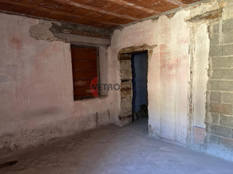 Casa plurifamiliare in vendita in via Giara, Recoaro Terme
Posizione
L’immobile si trova in via G...