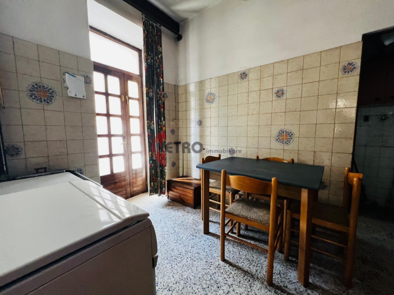Casa plurifamiliare in vendita in via Giara, Recoaro Terme
Posizione
L’immobile si trova in via G...