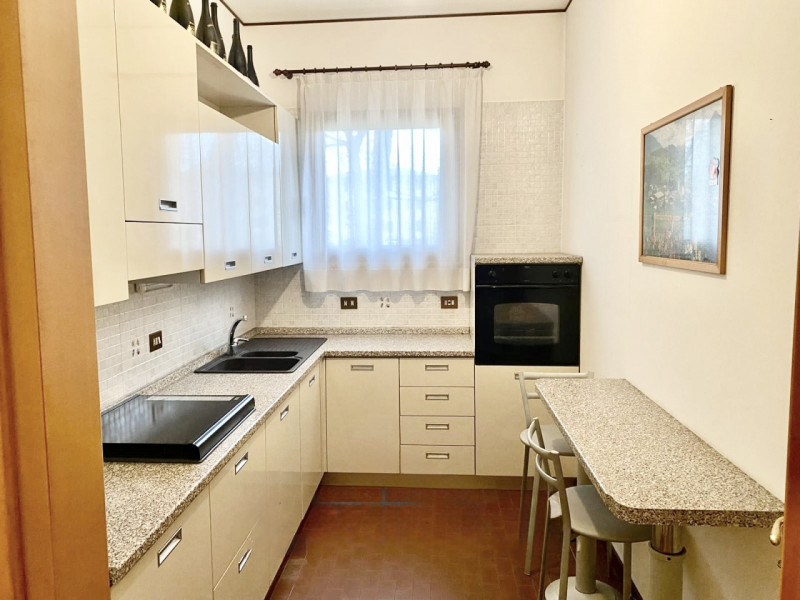 (Per INFO 3316190143) A Quinto di Treviso, in zona residenziale tranquilla, proponiamo in vendita...