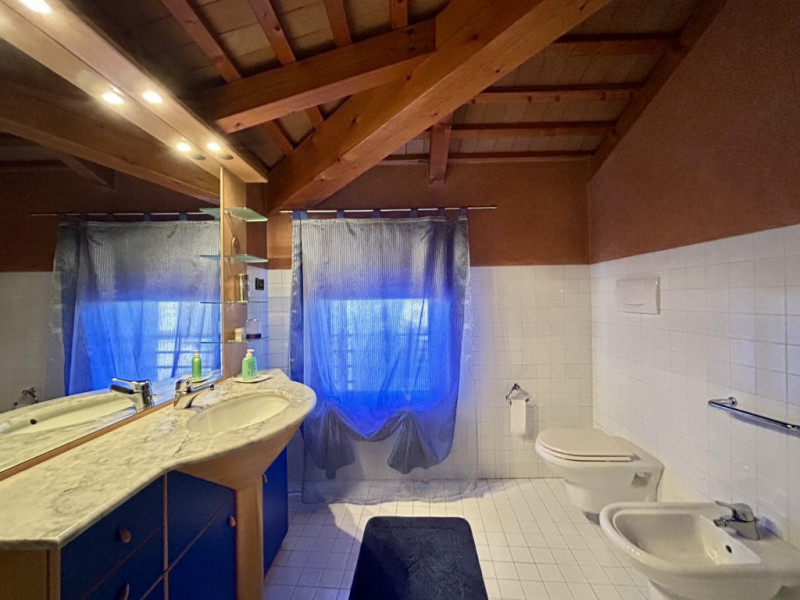 In zona centrale a Galliera Veneta, proponiamo in vendita un'abitazione indipendente completament...