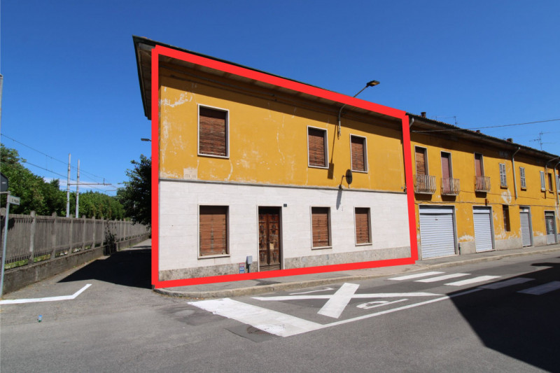 Macherio Vendita Casa a schiera porzione centrale