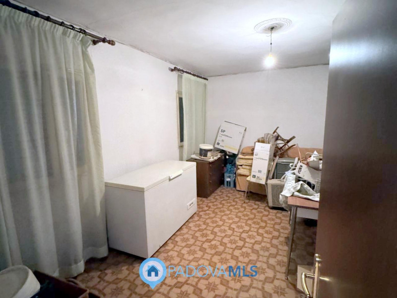 Immobile in esclusiva al Gruppo Padova MLS

In ottima posizione comodissima ai servizi, introvabi...