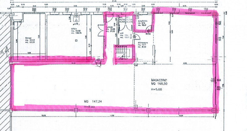 Riferimento per l'agenzia AC0980 CADONEGHE-ZONA BRAGNI PORZIONE DI CAPANNONE DI 440 MQ, piano ter...