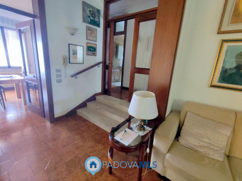 Immobile in esclusiva al Gruppo Padova MLS

Proponiamo in vendita nel quartiere di Carpanedo di A...