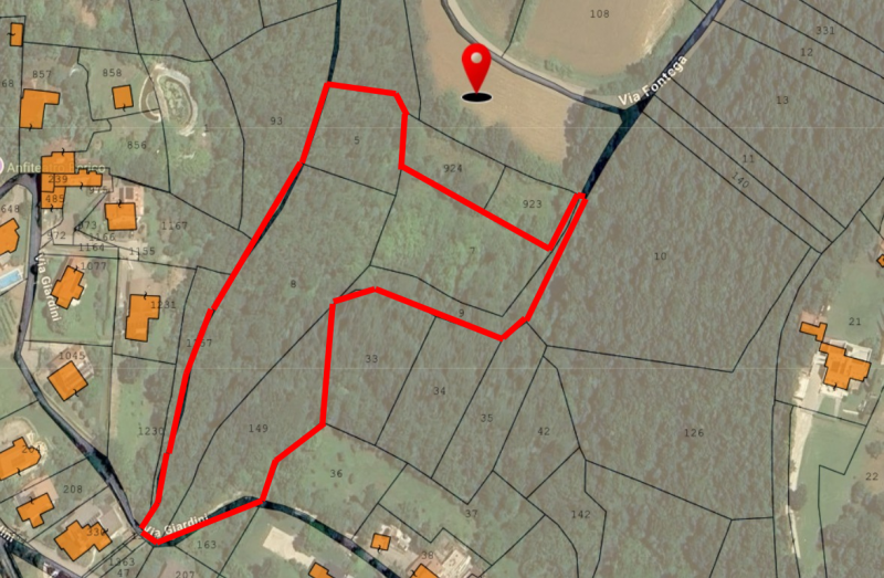 Nel comune di Arcugnano, in una posizione riservata e immersa nel verde dei suggestivi Colli Beri...