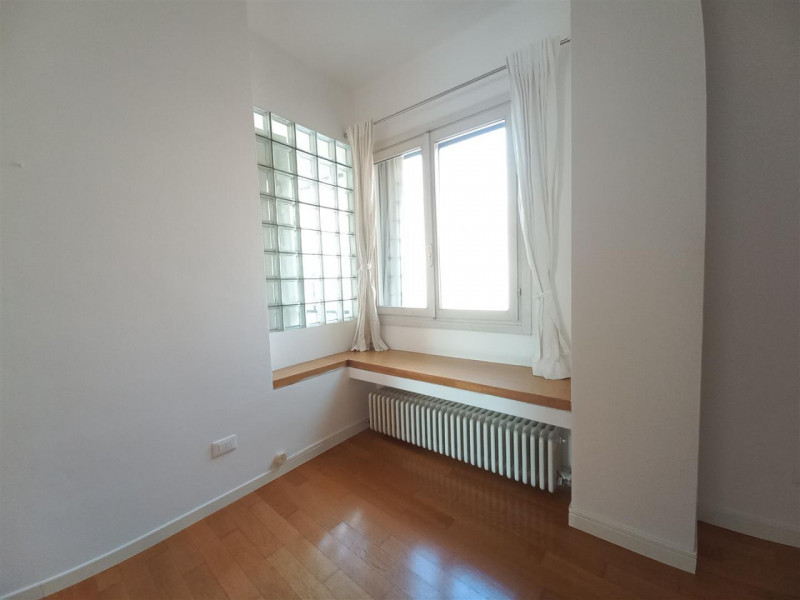 VICENZA-CENTRO STORICO ZONA ZTL: ULTIMO PIANO DI MQ 200 CON STREPITOSA VISTA SUL FIUME. CODICE 45...