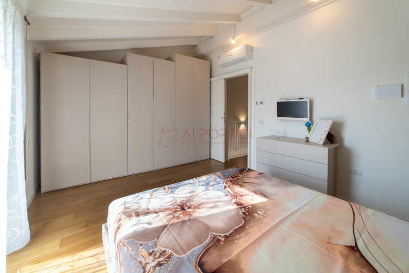 Campagnola di BRUGINE - VILLA A SCHIERA di RECENTISSIMA COSTRUZIONE, sita a pochi passi dal centr...