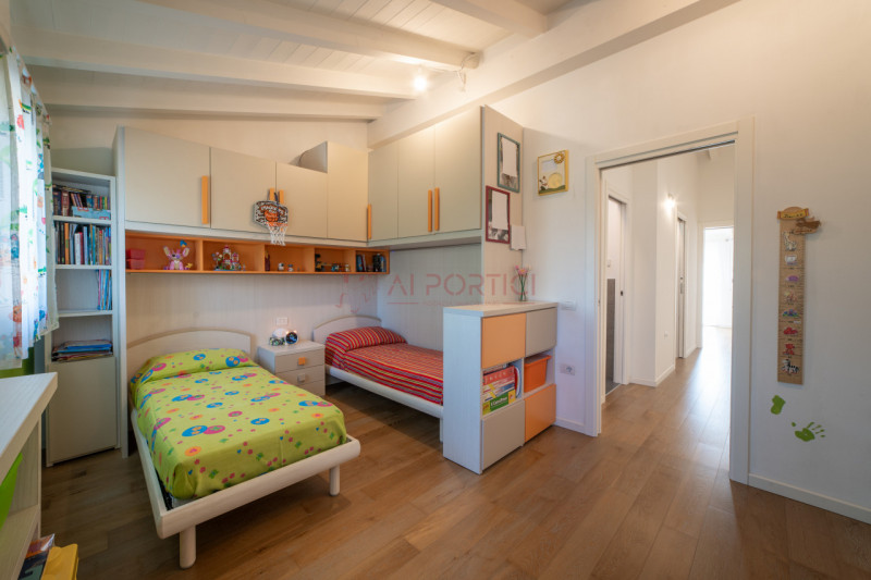 Campagnola di BRUGINE - VILLA A SCHIERA di RECENTISSIMA COSTRUZIONE, sita a pochi passi dal centr...