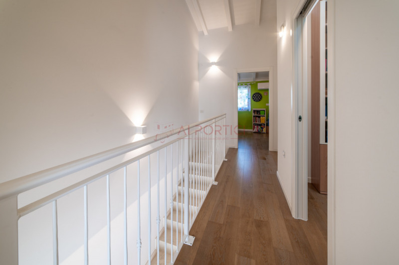 Campagnola di BRUGINE - VILLA A SCHIERA di RECENTISSIMA COSTRUZIONE, sita a pochi passi dal centr...