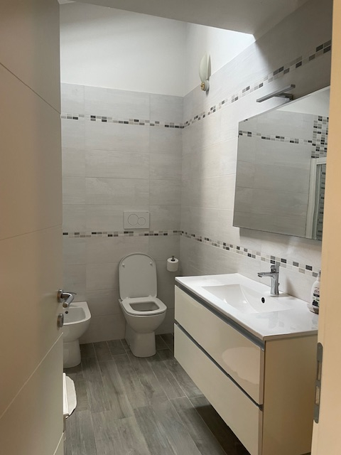 Ti piacerebbe intraprendere attività di affitta camere o bed and breakfast?

A Correzzola nella f...