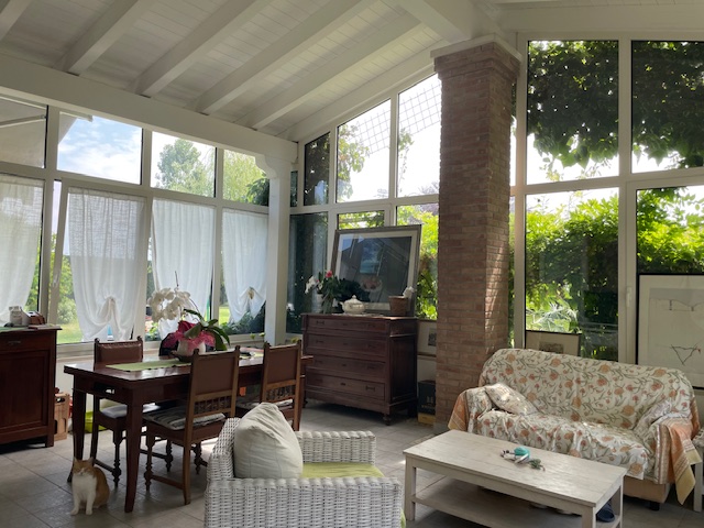 Ti piacerebbe intraprendere attività di affitta camere o bed and breakfast?

A Correzzola nella f...