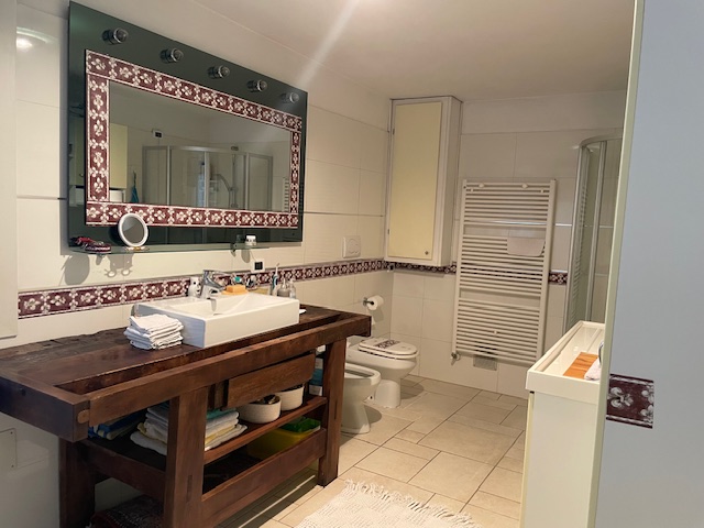 Ti piacerebbe intraprendere attività di affitta camere o bed and breakfast?

A Correzzola nella f...