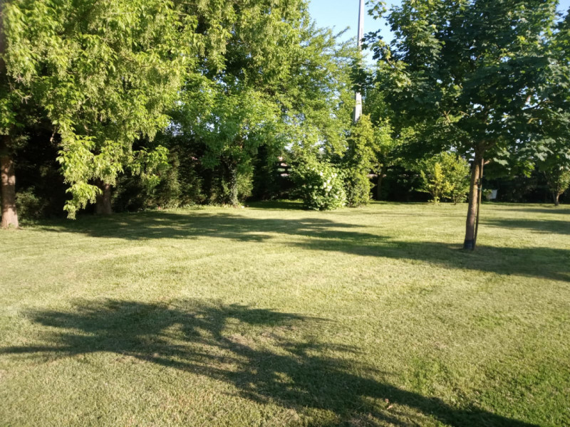 Ti piacerebbe intraprendere attività di affitta camere o bed and breakfast?

A Correzzola nella f...