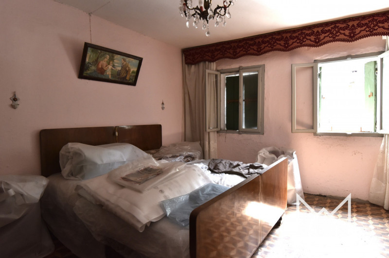 SAN NAZARIO - Inserita in una zona tranquilla comoda al centro paese, proponiamo abitazione in st...