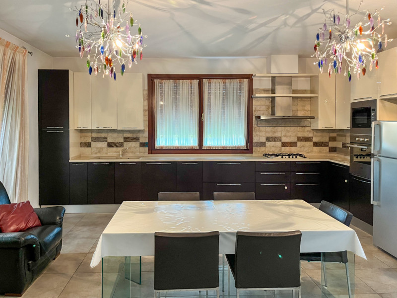 (Per INFO Vittorio 3517343301) A Pozzonovo, immersa nella quiete e nella riservatezza di una zona...