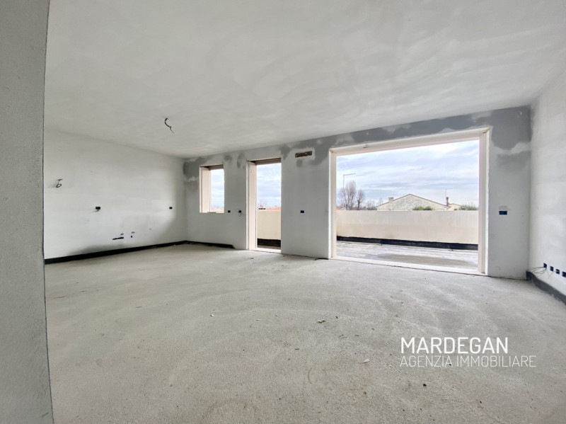 Quando vieni a scoprirlo? 
Questo appartamento quadrilocale è inserito in un MODERNO contesto di ...