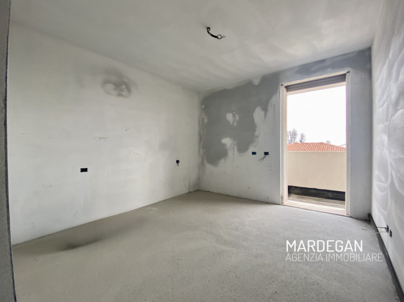 Quando vieni a scoprirlo? 
Questo appartamento quadrilocale è inserito in un MODERNO contesto di ...