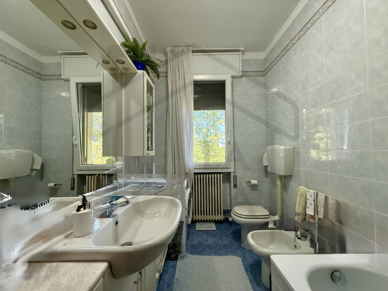 ABANO TERME - In zona tranquilla ad Abano Terme, comoda ai principali servizi e ben collegata al ...