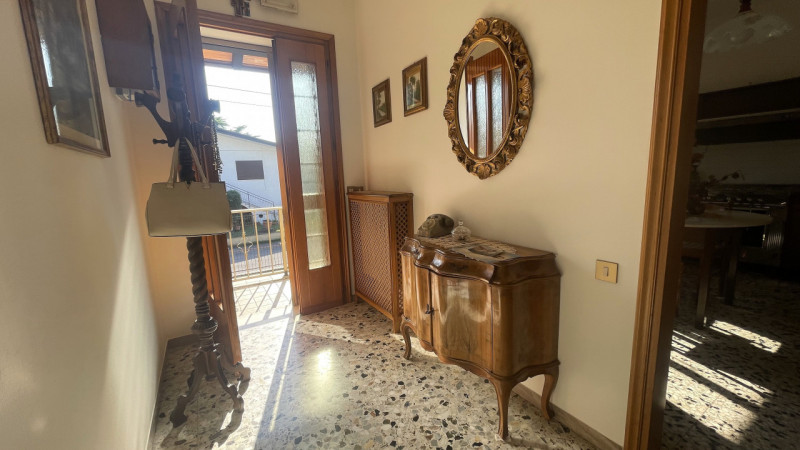 SAN DONA’ DI PIAVE: Classe Energetica F 174,14 Kwh/m2 anno: In tranquillo quartiere residenziale,...