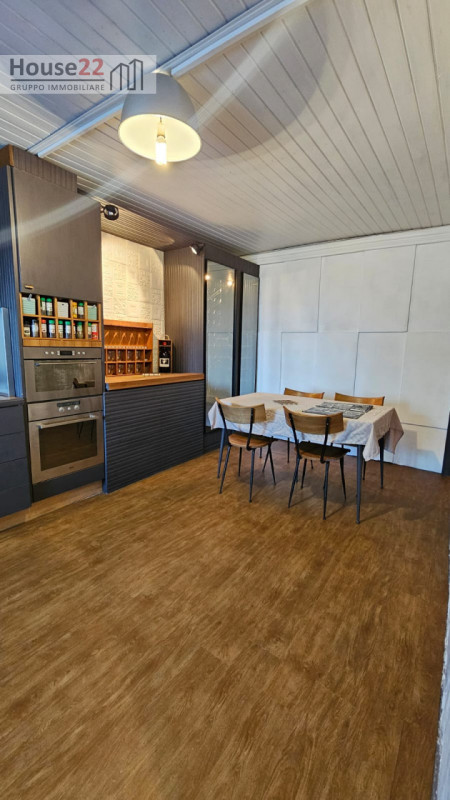 MONTE DI MALO-VICENZA. In posizione privilegiata e immersa nel verde delle colline di Monte di Ma...