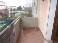 NANTO (VI) VIA DEGLI ALPINI 37/B - Piena proprietà di appartamento al piano primo con autorimessa...