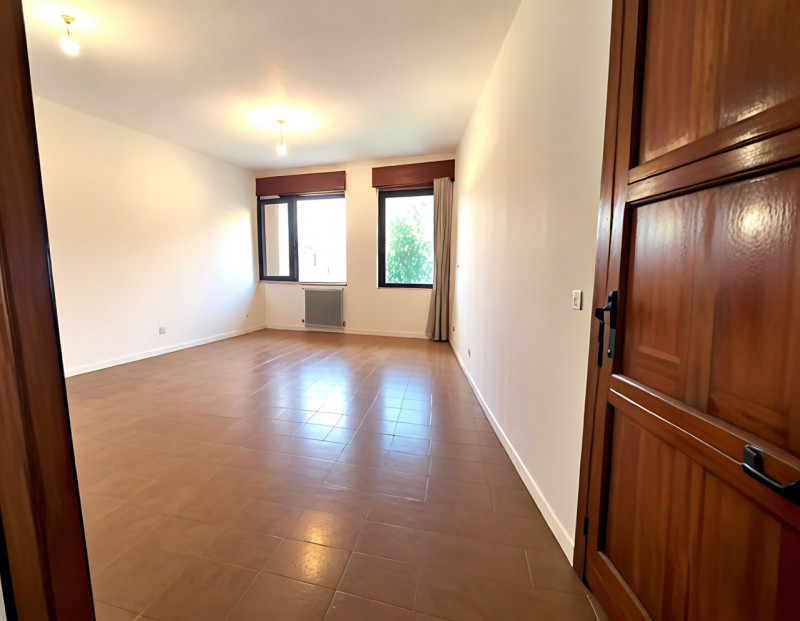 (Per INFO Mattias 3494222146) A Tarzo, in un ottimo contesto abitativo, si propone in vendita lum...