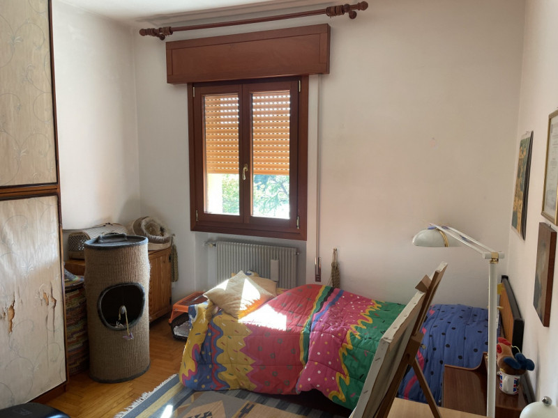 NOSTRA ESCLUSIVA: a pochi passi dal centro di Treviso comodo a tutti i servizi siamo a proporre u...