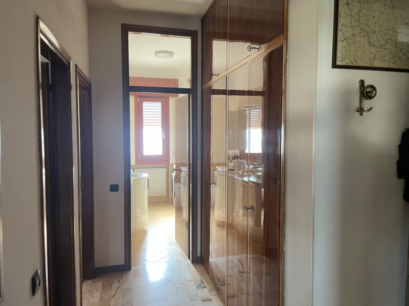 NOSTRA ESCLUSIVA: a pochi passi dal centro di Treviso comodo a tutti i servizi siamo a proporre u...