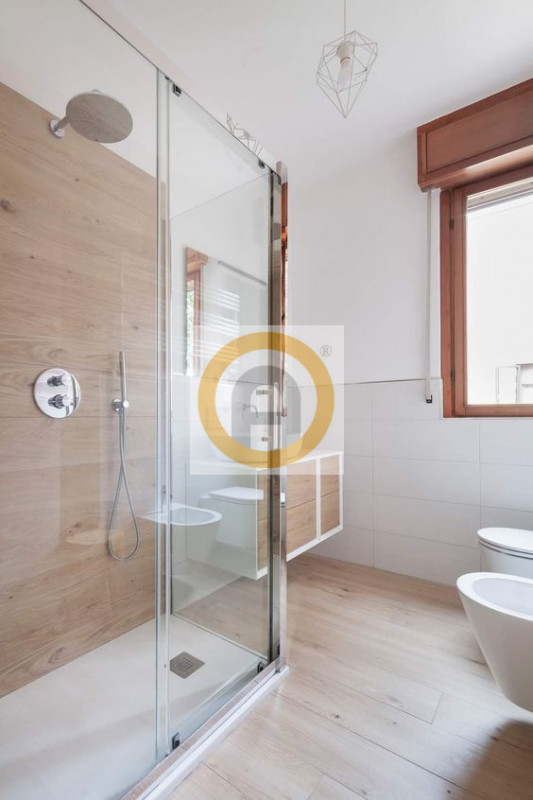 La tua nuova casa, confortevole e funzionale, a soli Euro 309.000!
Scoprite questa moderna e raff...