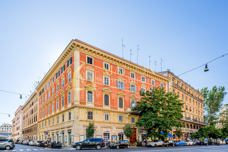 Roma Vendita Appartamento quadrilocale
