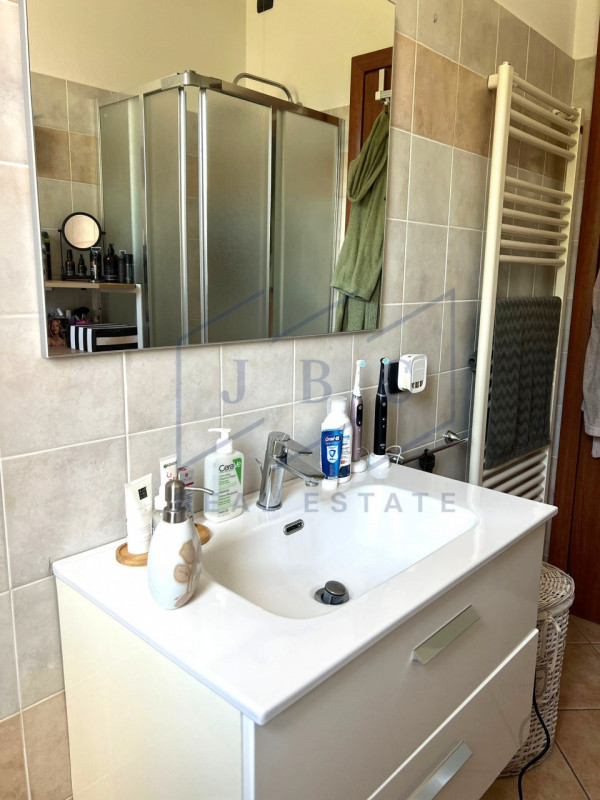 SAN STINO DI LIVENZA - (VE)
Siamo lieti di presentarvi, in esclusiva, un'opportunità immobiliare ...