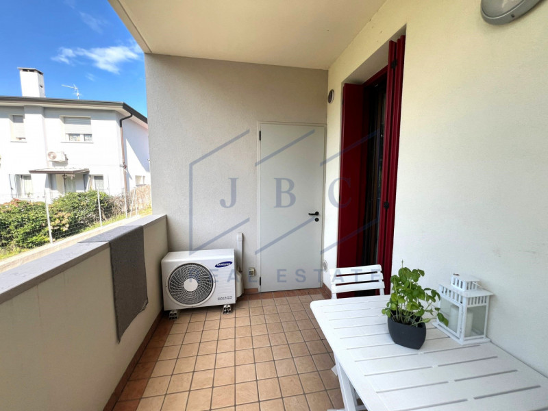 SAN STINO DI LIVENZA - (VE)
Siamo lieti di presentarvi, in esclusiva, un'opportunità immobiliare ...