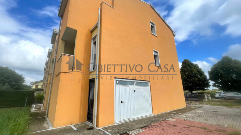 Rif. SPS178 - In zona residenziale tranquilla ma centrale a Sant'Angelo di Piove di Sacco, comoda...