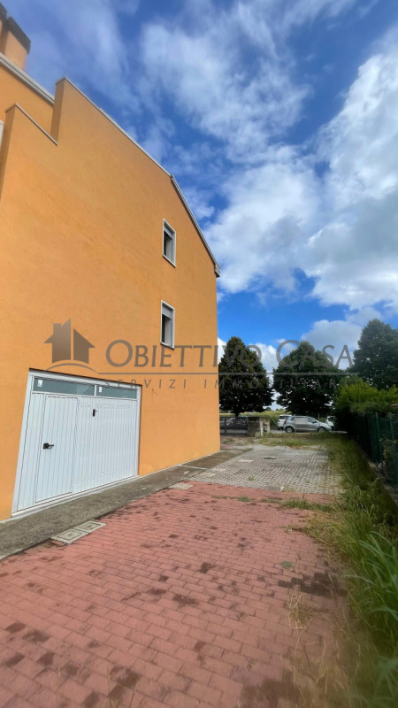 Rif. SPS178 - In zona residenziale tranquilla ma centrale a Sant'Angelo di Piove di Sacco, comoda...