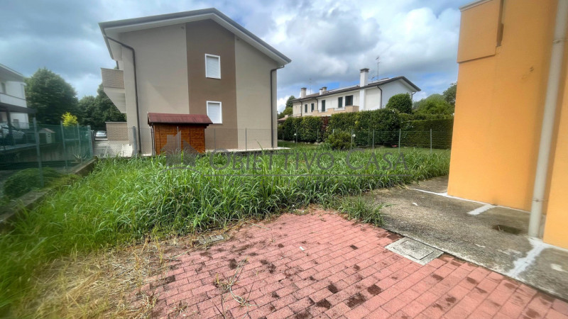 Rif. SPS178 - In zona residenziale tranquilla ma centrale a Sant'Angelo di Piove di Sacco, comoda...